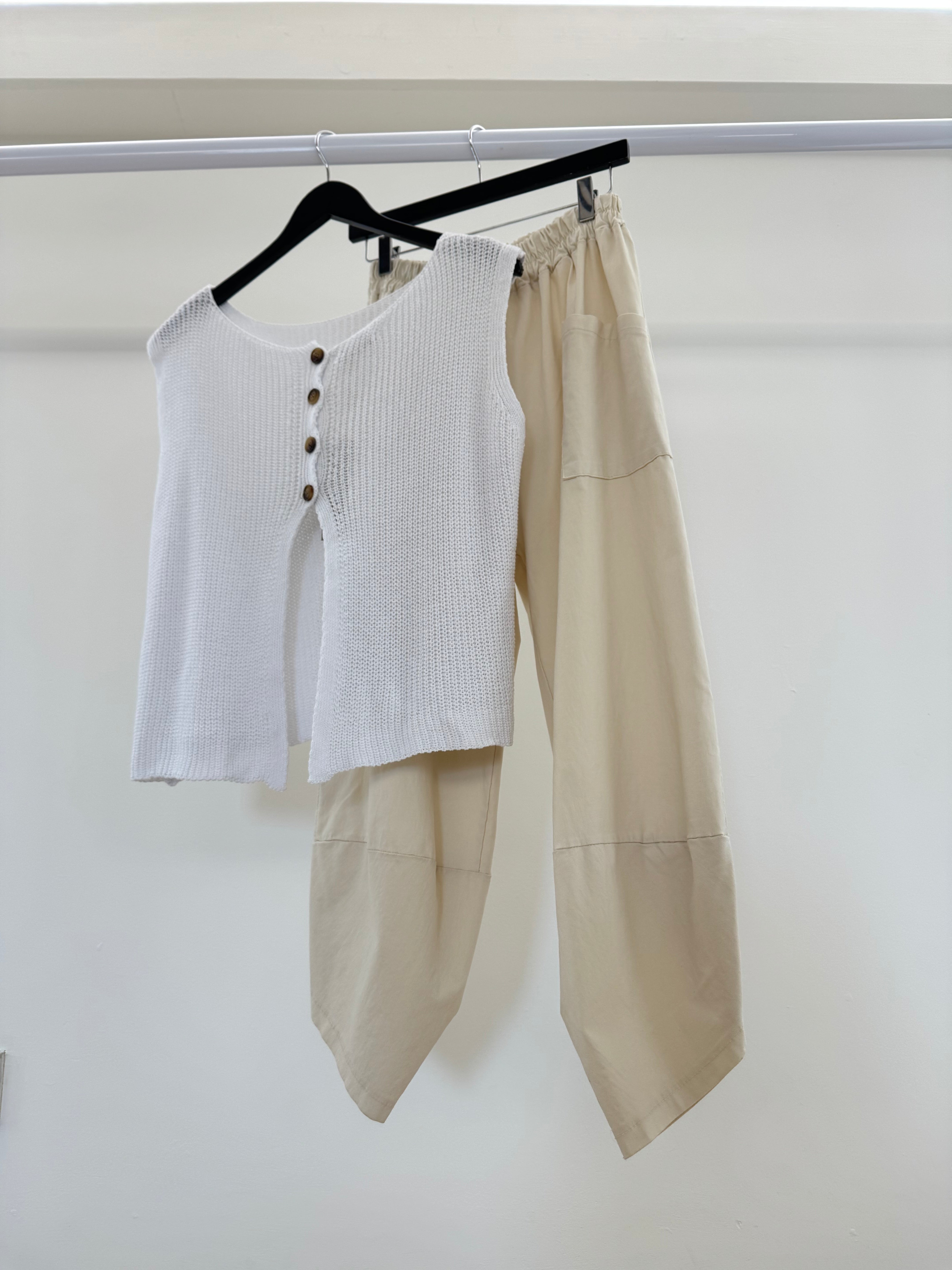 Cotton Knit Button Back Top